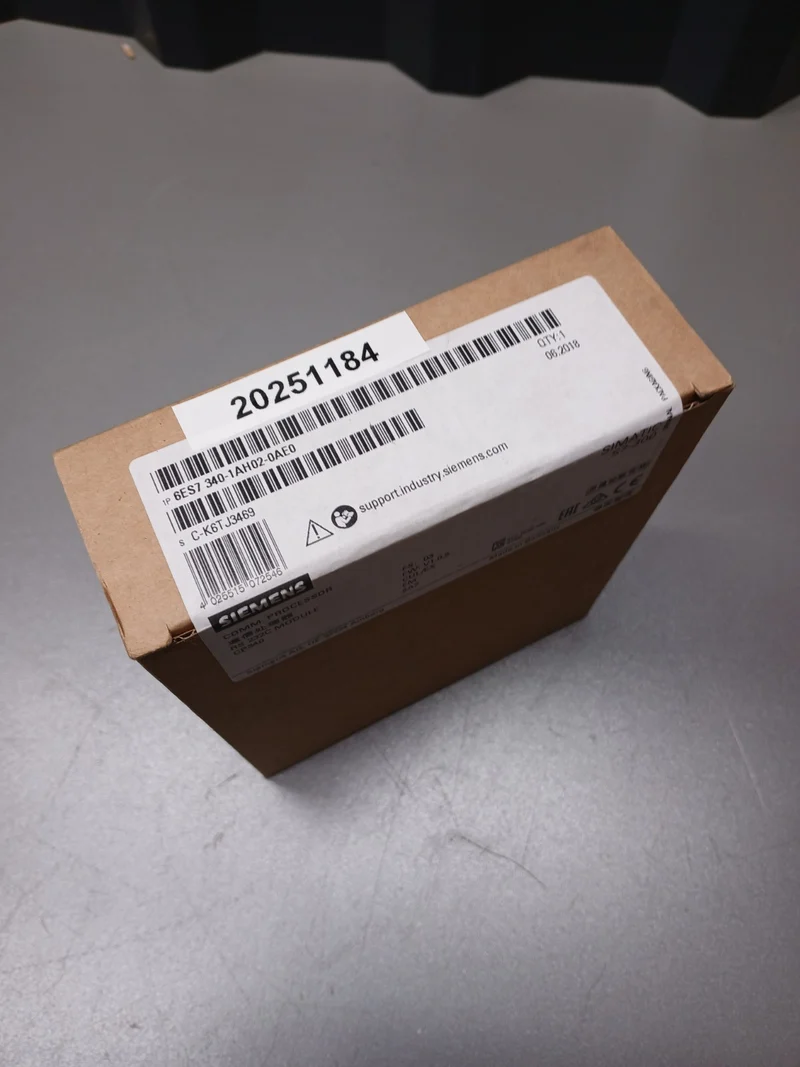 Siemens SIMATIC S7-300 Communication Processor 6ES7 340-1AH02-0AE0 NEU