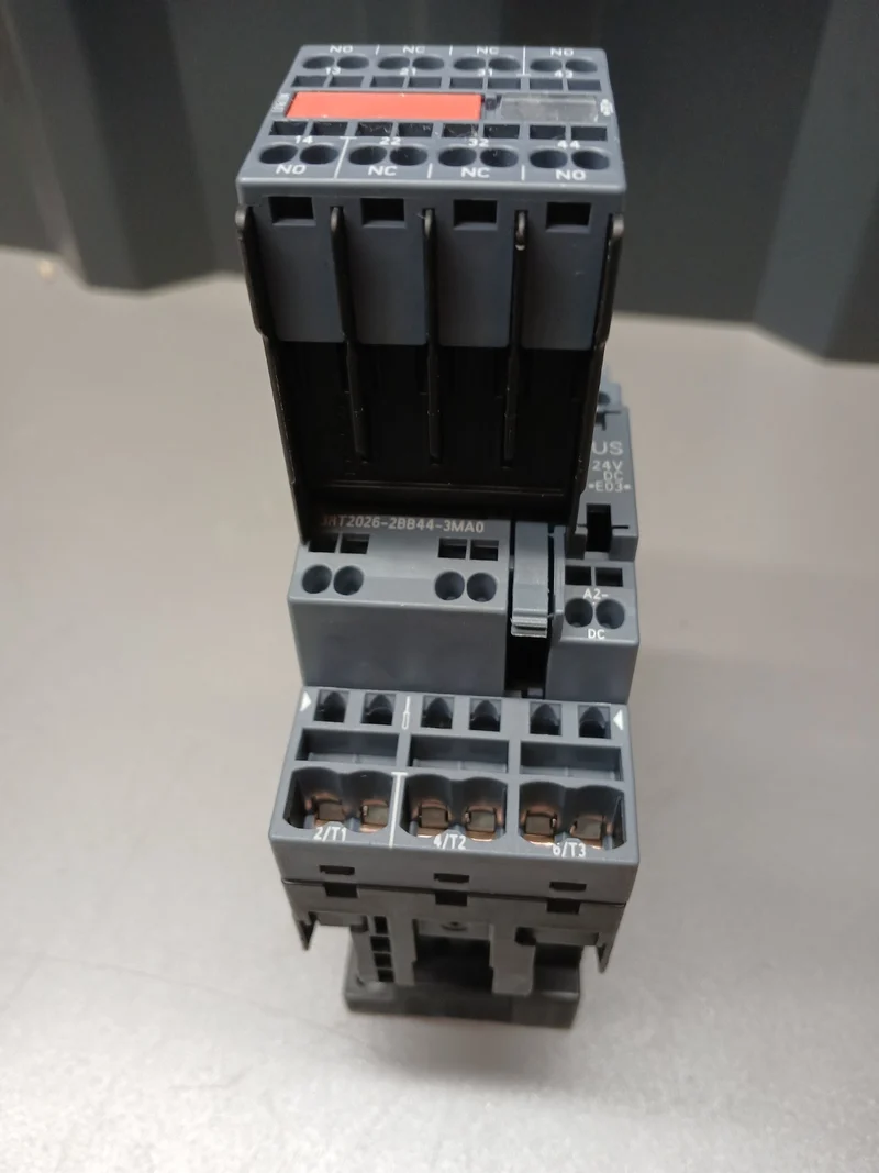 Siemens Schütz 3RT2026-2BB44-3MA0 Hilfsschalterblock