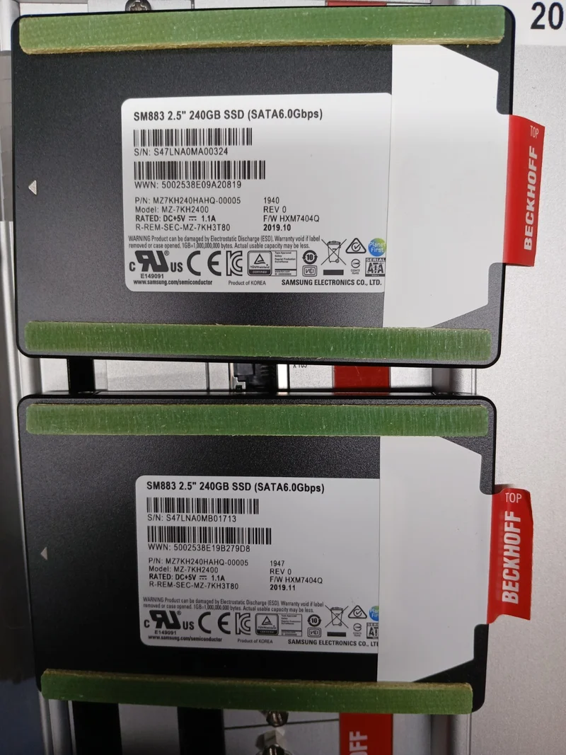 Beckhoff Industrie PC C6930-0060 SSD 240GB 3D-Flash 2x