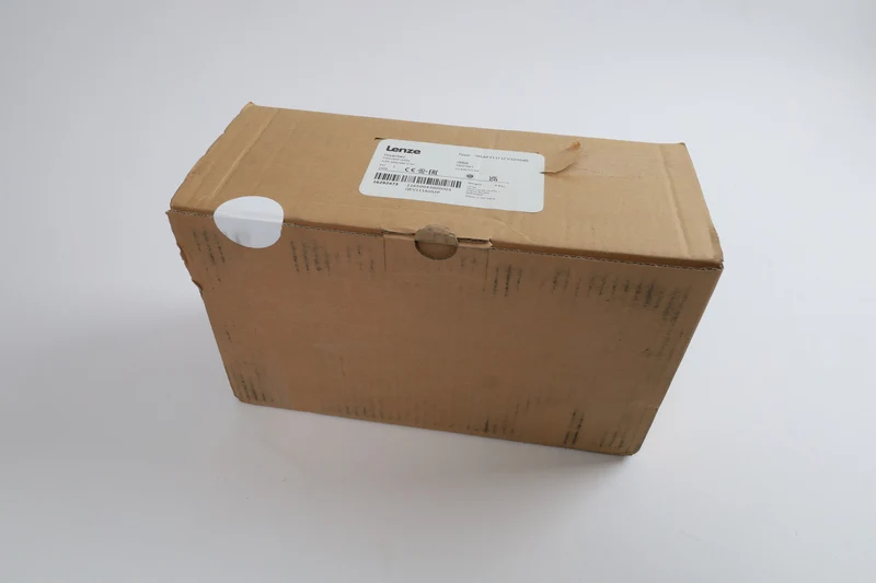 LENZE I95AE311F1CV10Y040 auf Lager