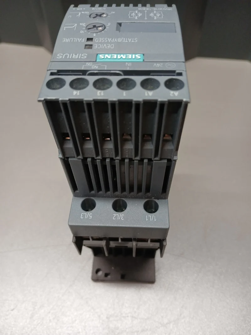 Siemens 3RW3016-1BB04 Sanftstarter Softstarter