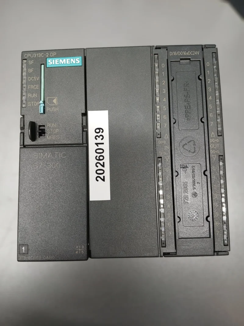 Siemens SIMATIC S7-300 CPU313C-2 DP 6ES7 313-6CF03-0AB0 + 6ES7 313-6CF03-0AB0