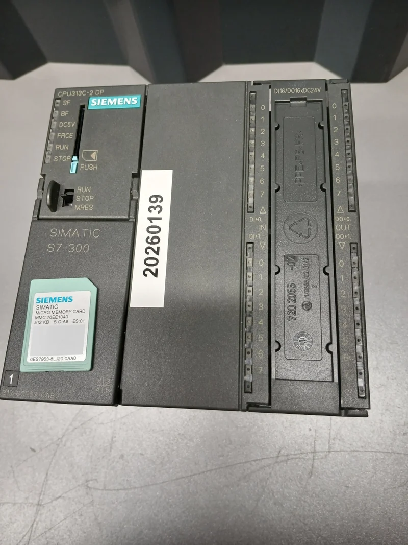 Siemens SIMATIC S7-300 CPU313C-2 DP 6ES7 313-6CF03-0AB0 + 6ES7 313-6CF03-0AB0