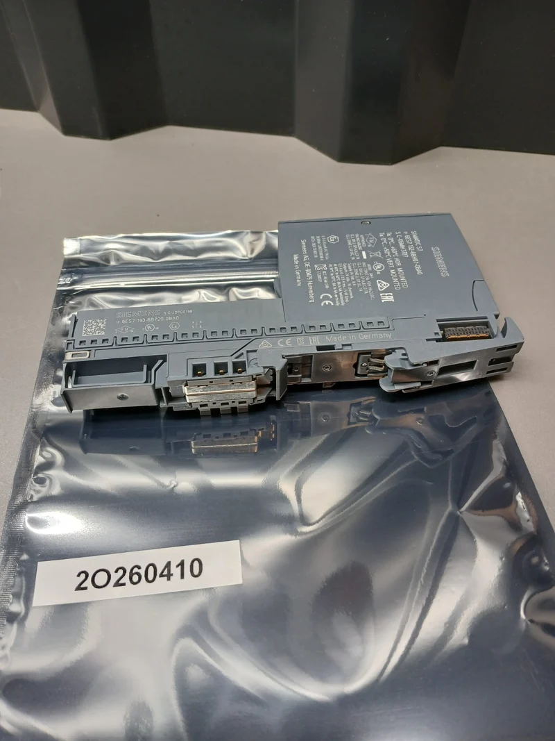 Siemens Simatic S7 6ES7 132-6BH01-0BA0 Ausgangsmodul + 6ES7 193-6BP20-0BA0