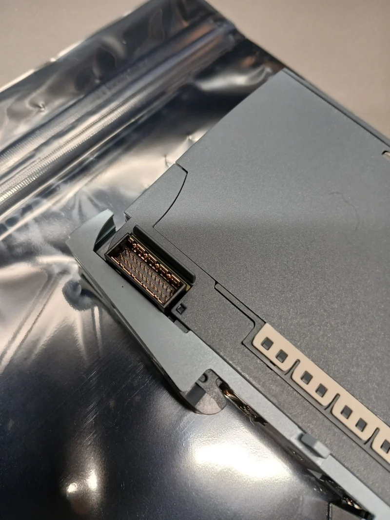 Siemens Simatic S7 6ES7 134-6GD01-0BA1 Analog-Eingangsmodul 6ES7 193-6BP20-0DA0