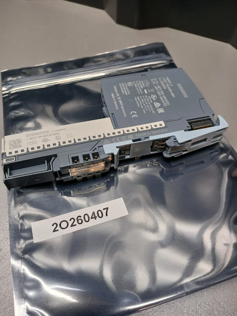 Siemens Simatic S7 6ES7 134-6GD01-0BA1 Analog-Eingangsmodul 6ES7 193-6BP20-0DA0