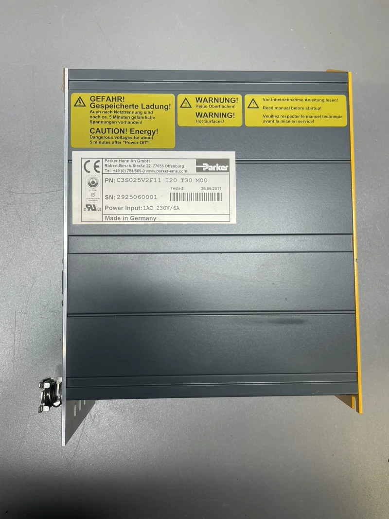 Parker C3S025V2F11I20T11M00 Servosystem/Controller