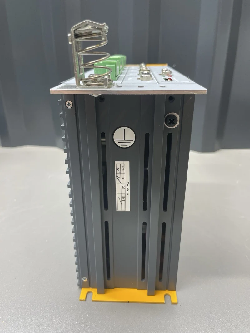 Parker C3S025V2F11I20T11M00 Servosystem/Controller