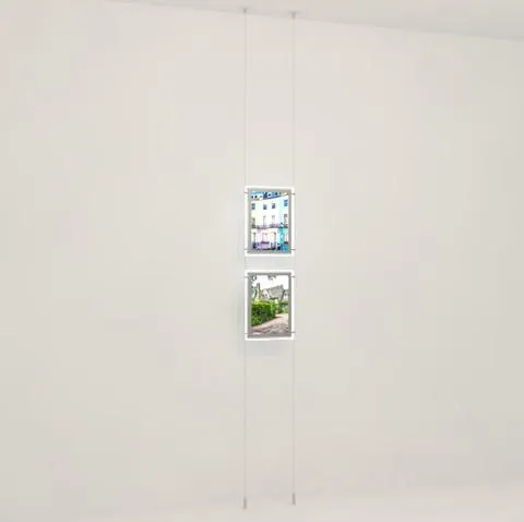 Seilsystem mit doppelseitigen LED Postertaschen DIN A4, mit seitlicher Befestigung