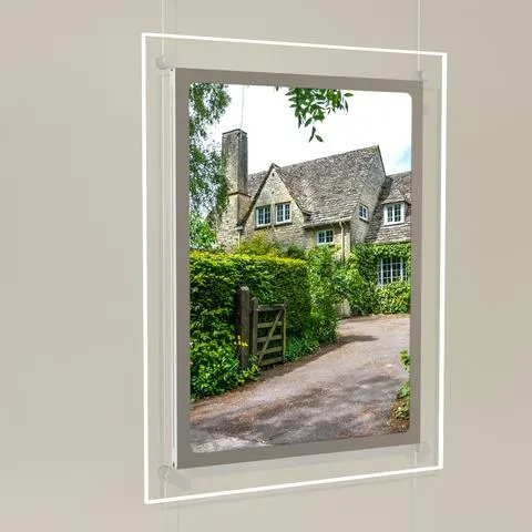 Schaufenster Displays DIN A3 Hochformat mit frontaler Befestigung- LED Acryl- Postertasche