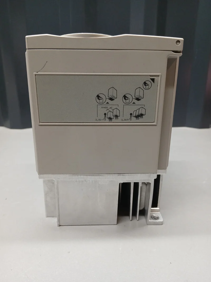 Schneider Electric Telemecanique LXM05BD14N4 Servoverstärker