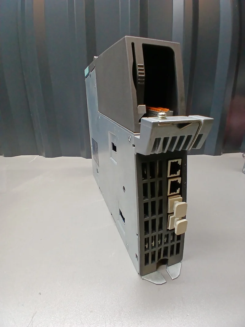 Siemens SINAMICS 1P 6SL3040-1MA01-0AA0