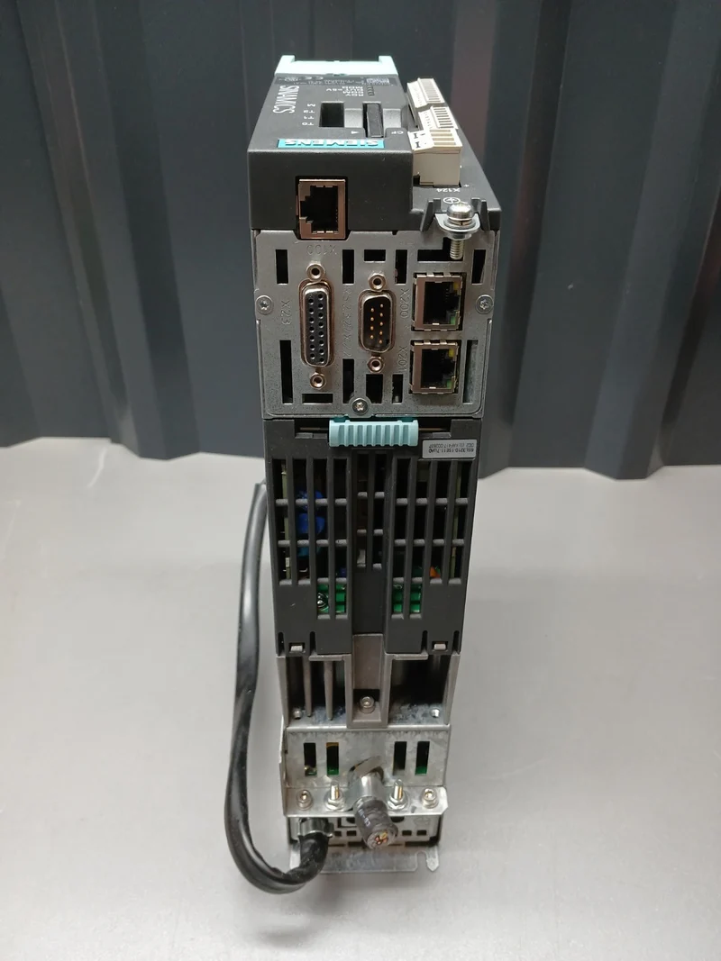 Siemens CU310 PN 1P 6SL3040-0LA01-0AA1 POWER MODUL 340 6SL3210-1SE11-7UA0A