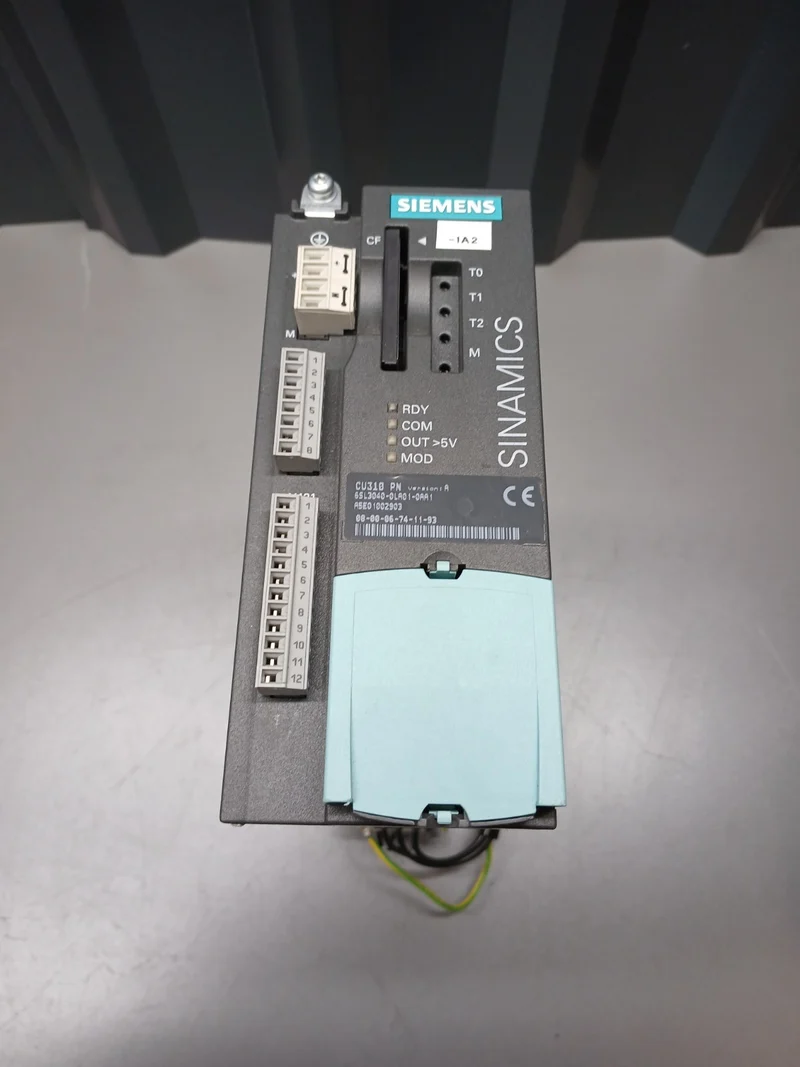Siemens Control CU310 PN 316SL3040-0LA01-0AA1 + POWER MODUL 6SL3210-1SE12-2UA0