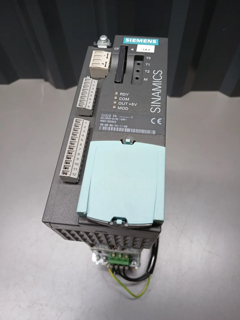 Siemens Control CU310 PN 316SL3040-0LA01-0AA1 + POWER MODUL 6SL3210-1SE12-2UA0