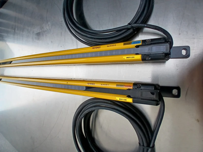Keyence GL-R111F-T & GL-R111F-R Sicherheitslichtvorhang