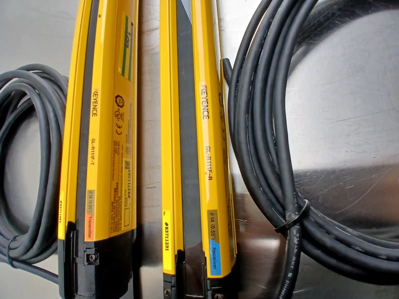Keyence GL-R111F-T & GL-R111F-R Sicherheitslichtvorhang