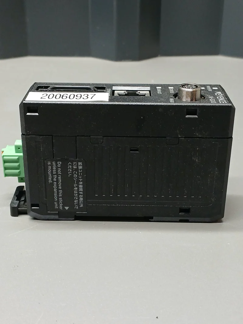 Keyence IV-G10 Bildverarbeitungssensor Steuergerät 24V DC 1,8A Vision