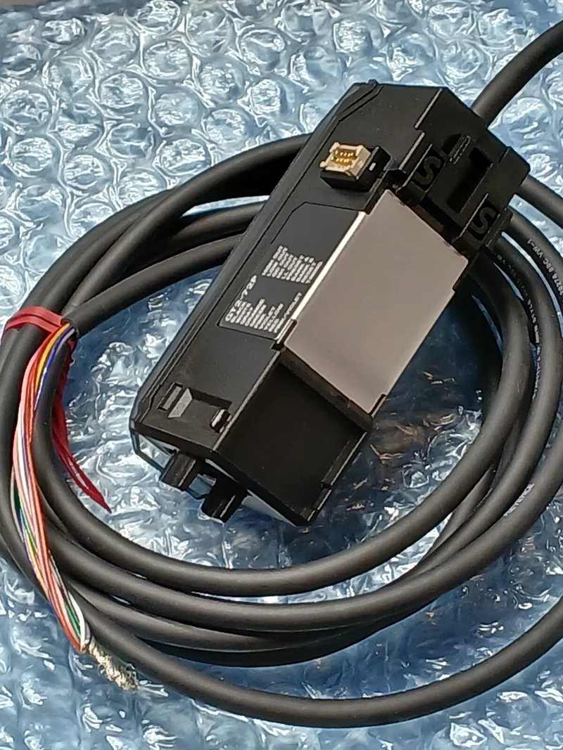 Keyence GT2-72P Messkopf mit Kabel - Präzisionssensor NEU
