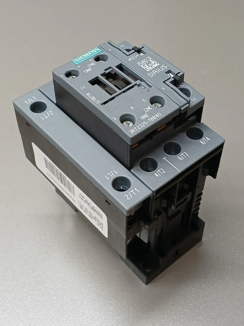Siemens Schütz 3RT2325-1BB40 SIRIUS 24V 60A DC Schaltleistung