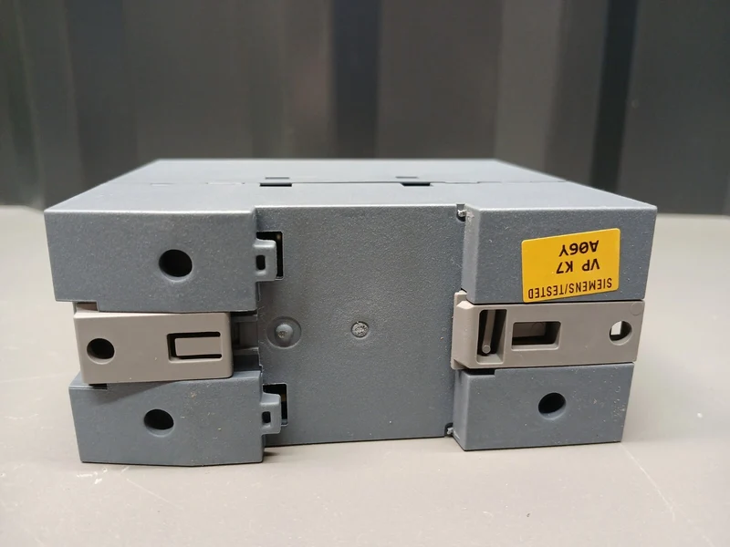 SIEMENS 6GK5 008-0BA00-1AB2 SCALANCE XB008 Industrial Ethernet Switch