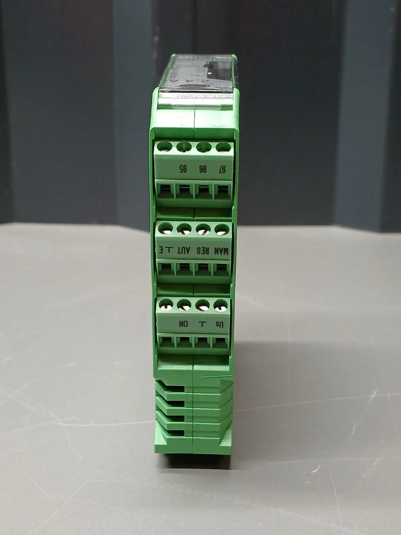 Phoenix Contact ELR H3-IES-SC 24DC/500AC-2 Hybrid-Motorschutz max. 2,4A