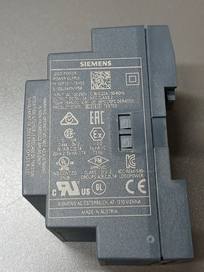 Siemens LOGO! Power 6EP1311-1SH03 Netzteil 5V 3A 100-240V AC DIN-Rail