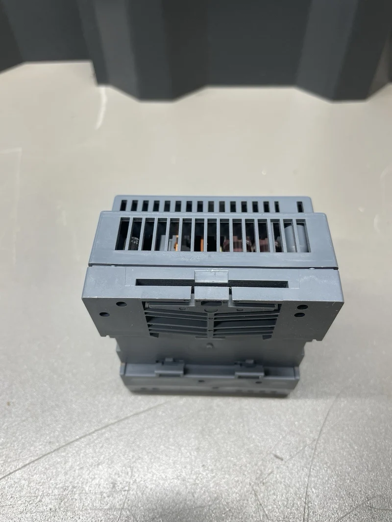 Siemens LOGO! Power 6EP1322-1SH03 Netzteil 10V 4,5A 100-240V AC