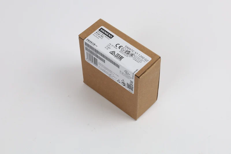 SIEMENS 6ES7231-4HD50-0XB0 auf Lager