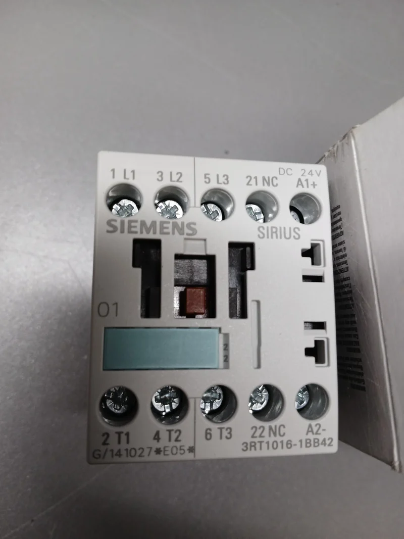 Siemens Schütz 3RT10161BB42 NEU