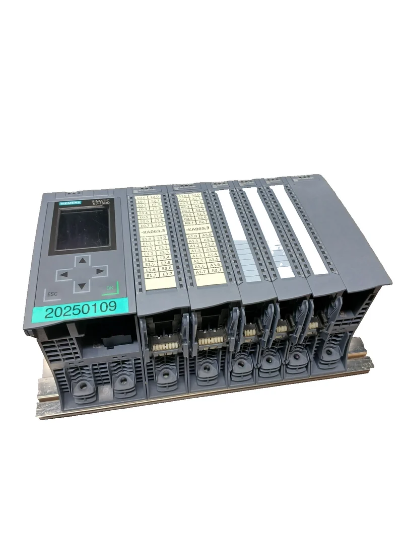 Siemens SIMATIC S7-1500 mit Zubehör siehe Bilder