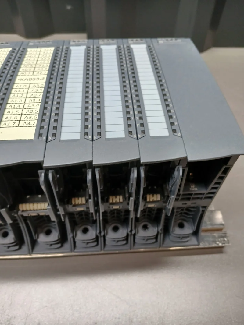 Siemens SIMATIC S7-1500 mit Zubehör siehe Bilder