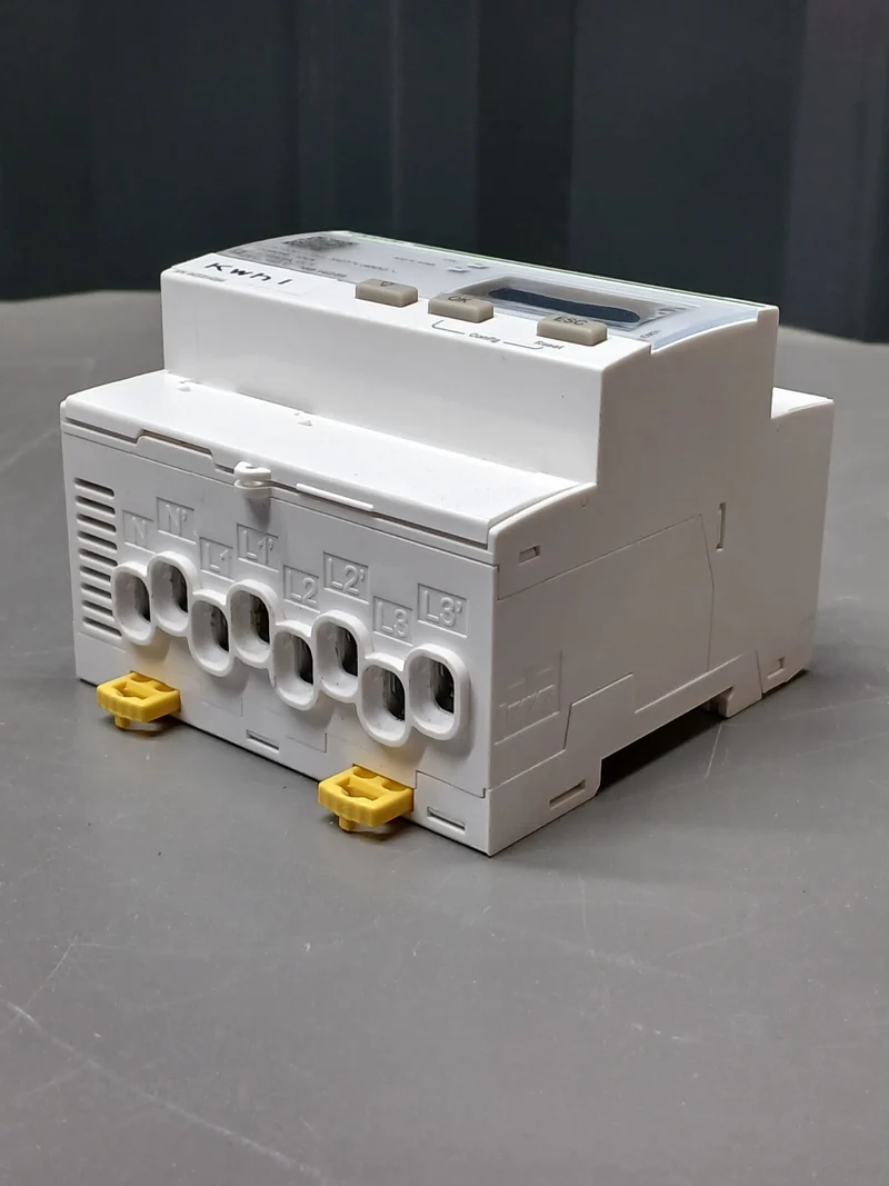 Schneider Electric IEM3150 3-Phasen Energiezähler 500 kWh, Messgerät 480V, 10A