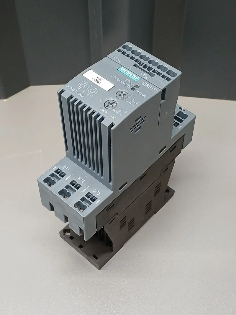Softstarter Siemens 3RW3017-2BB04 Sanftstarter 5,5kW 12,5A