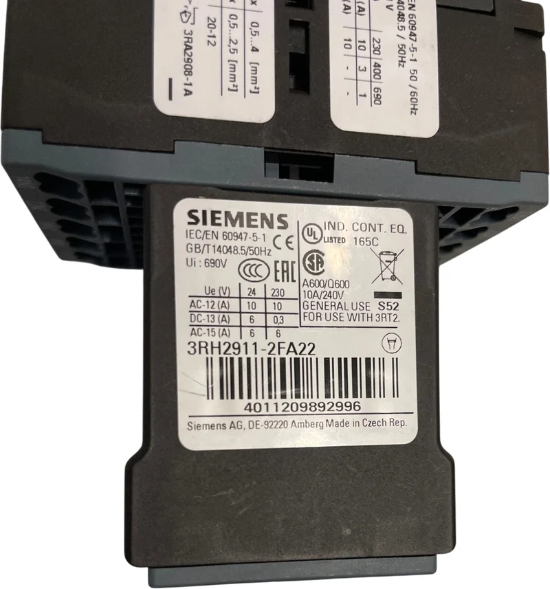 Siemens Leistungsschalter 3RH2131-2BB40 3RH2911-2FA22 3RT2916-1EH00