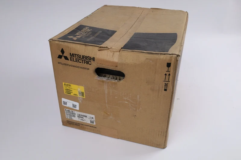 MITSUBISHI FR-A820-11K-1 auf Lager