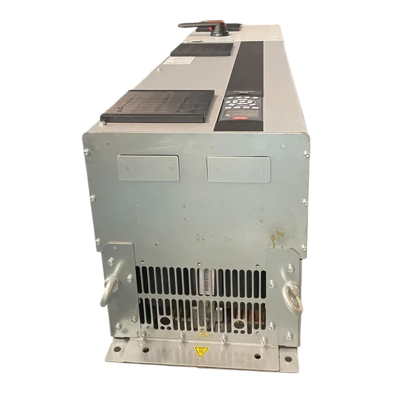 Danfoss Frequenzumrichter FC-302N110T5E21H4XGC3X?SXXXXA0BXCXXXXD0 Industrie