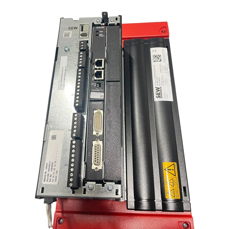 SEW Frequenzumrichter 380V 22kW SEW Eurodrive MDX61B0220-503-4-0T/DEH11B/DFE32B