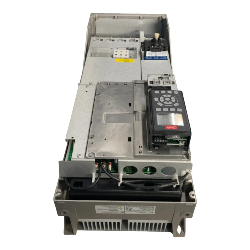 Danfoss Frequenzumrichter 45kW 134F3060 FC-102P45KT4P55H1TGX1XXSXXXALBXCXXXXD0 Neu