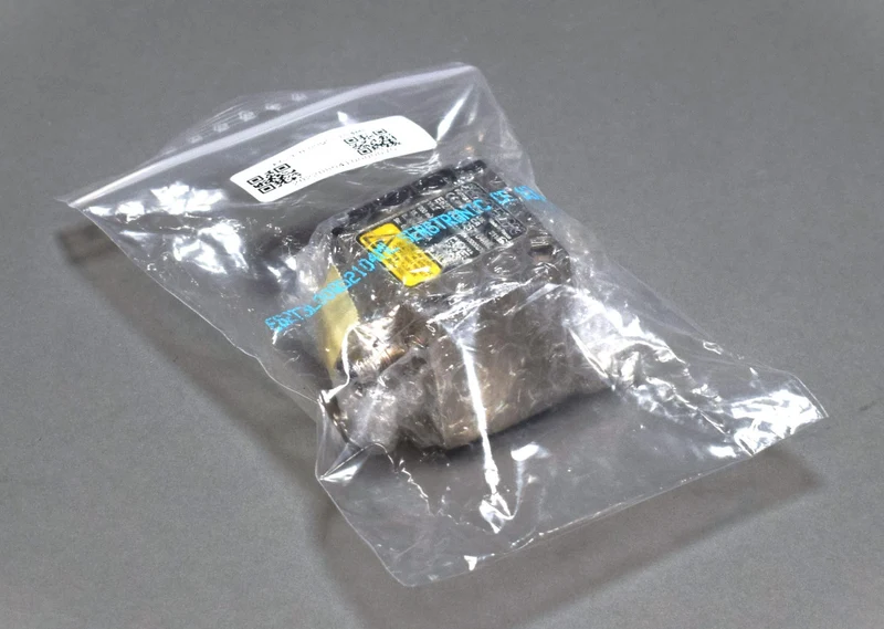 SENSTRONIC E62T3L00Q52104ML auf Lager