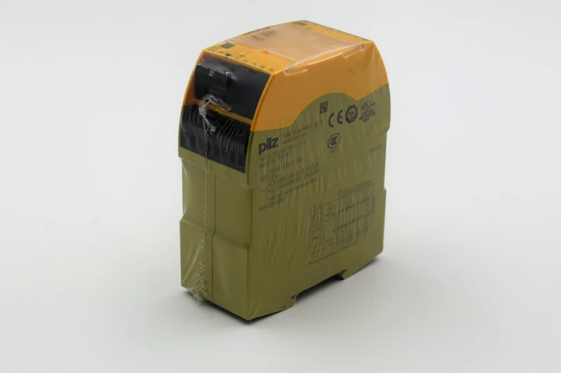 PILZ PNOZs1124VDC8no1nc auf Lager