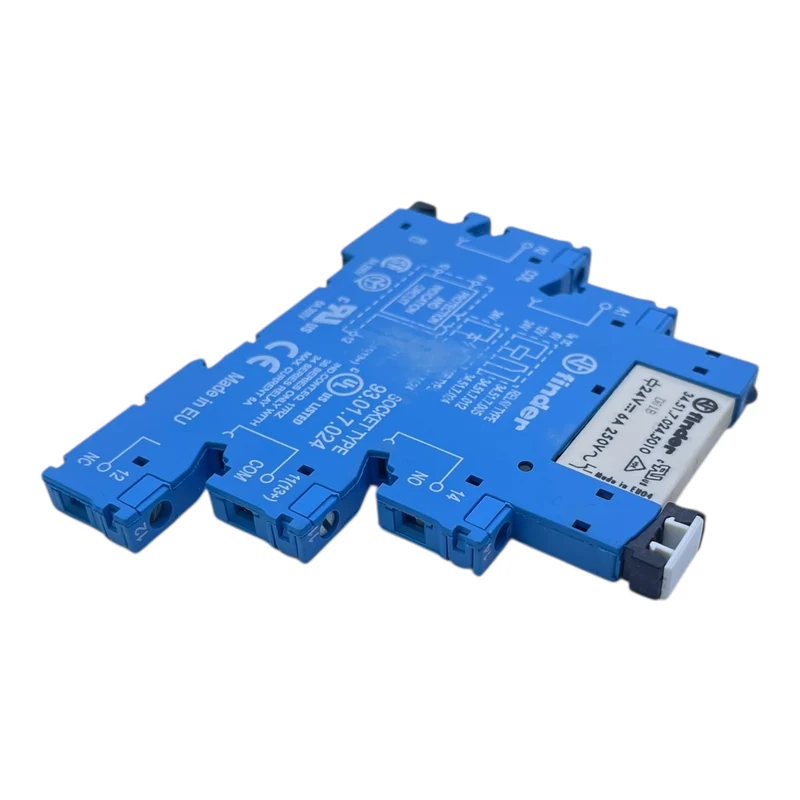Finder Relais mit Sockel 93.01.7.024 34.51.7.024.5010 für die Industrie