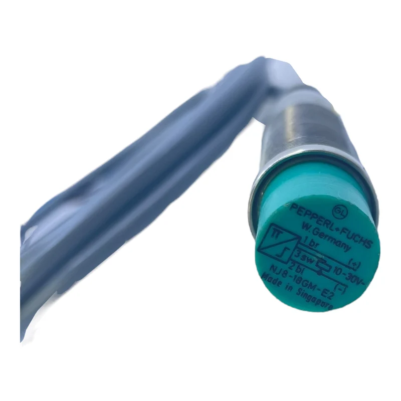 Pepperl+Fuchs Induktiver Sensor Näherungssensor NJ8-18GM-E2 für die Industrie