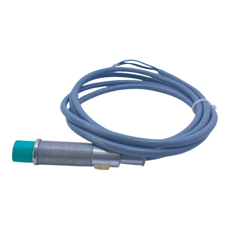Pepperl+Fuchs Induktiver Sensor Näherungssensor NJ8-18GM-E2 für die Industrie