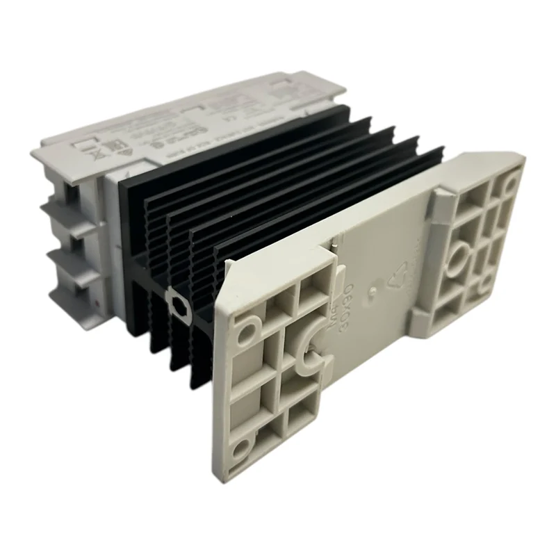 Siemens Halbleiterschütz 3-phasig 3RF2410-1AC45 Geeignet für die Industrie