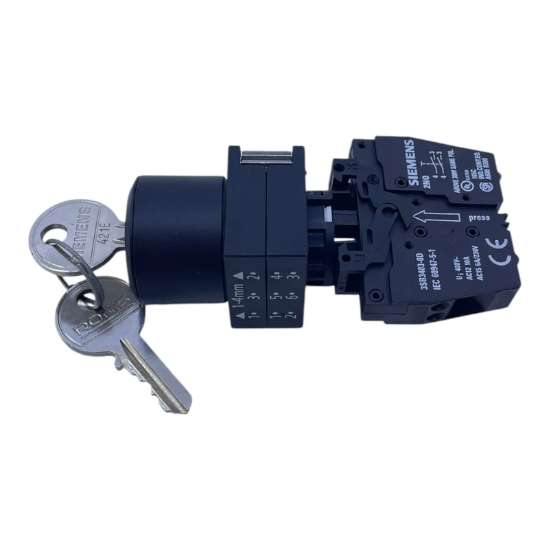 Siemens Schlüsselschalter 3SB3403-0D 2S 6A/230V mit Schlüssel 455 schwarz