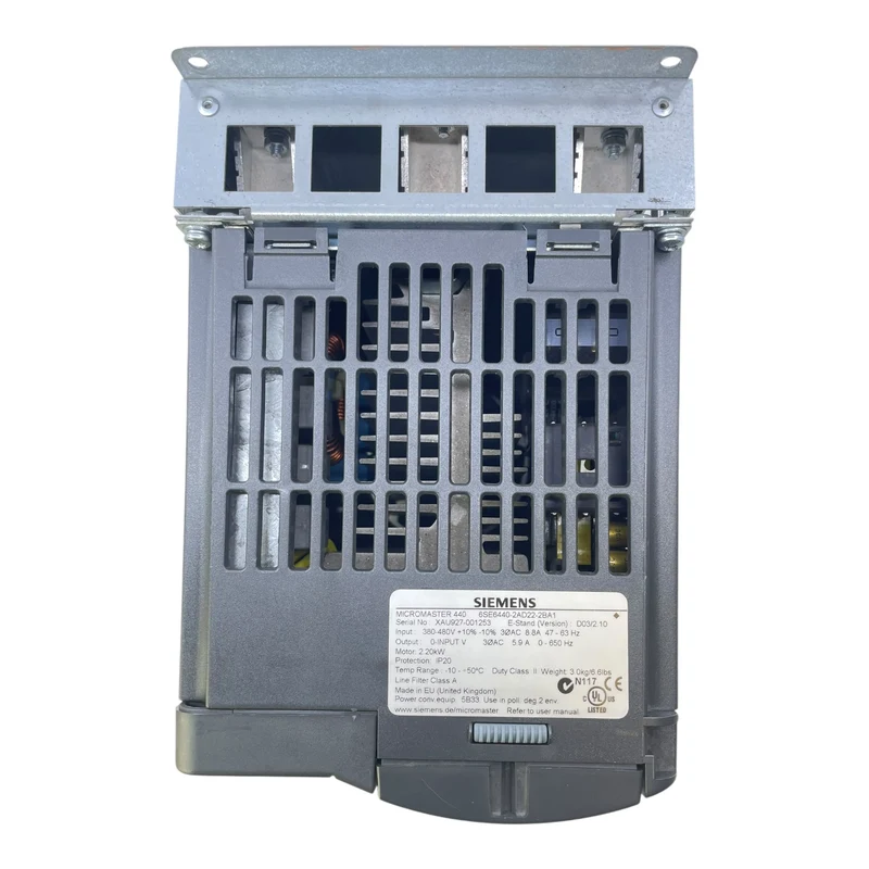 Siemens Frequenzumrichter 2,2kW Micromaster 440 6SE6440-2AD22-2BA1