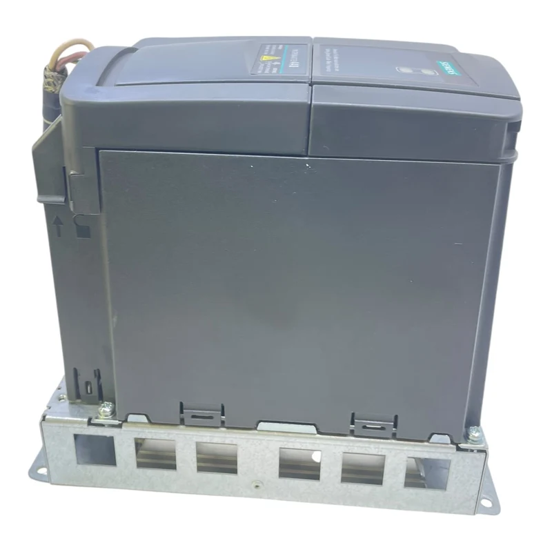 Siemens Frequenzumrichter 2,2kW Micromaster 440 6SE6440-2AD22-2BA1