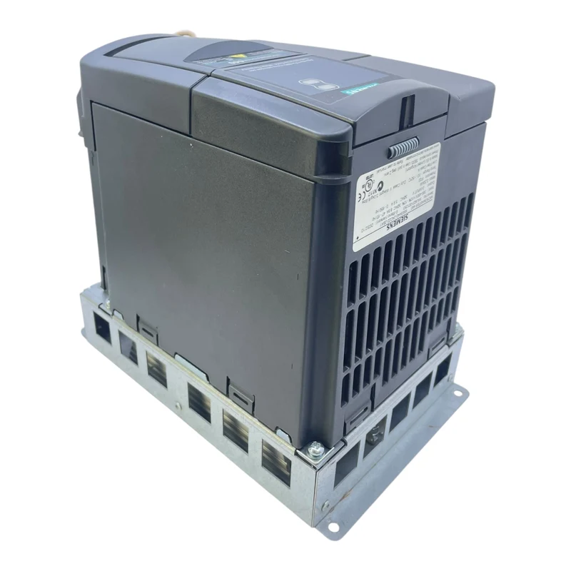 Siemens Frequenzumrichter 2,2kW Micromaster 440 6SE6440-2AD22-2BA1
