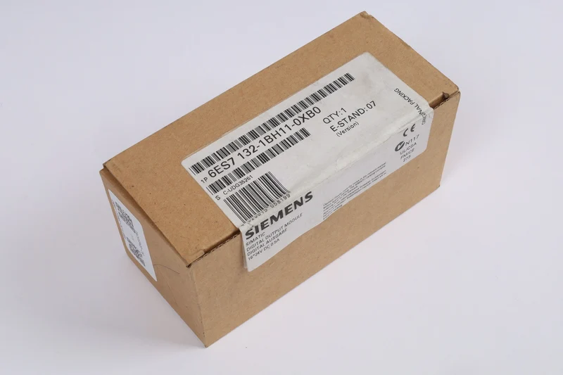 SIEMENS 6ES7132-1BH11-0XB0 auf Lager